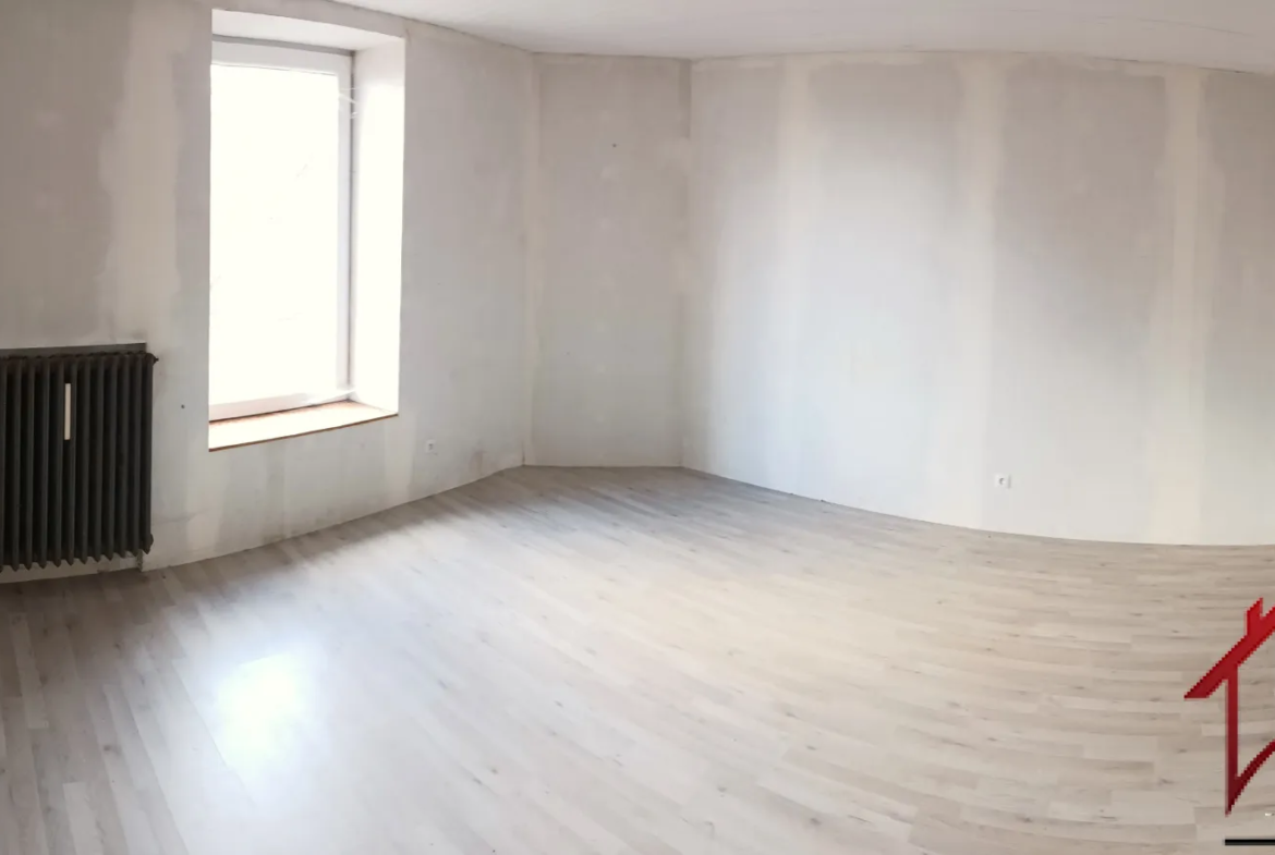 Maison spacieuse à vendre à Jussey - 231 m² 