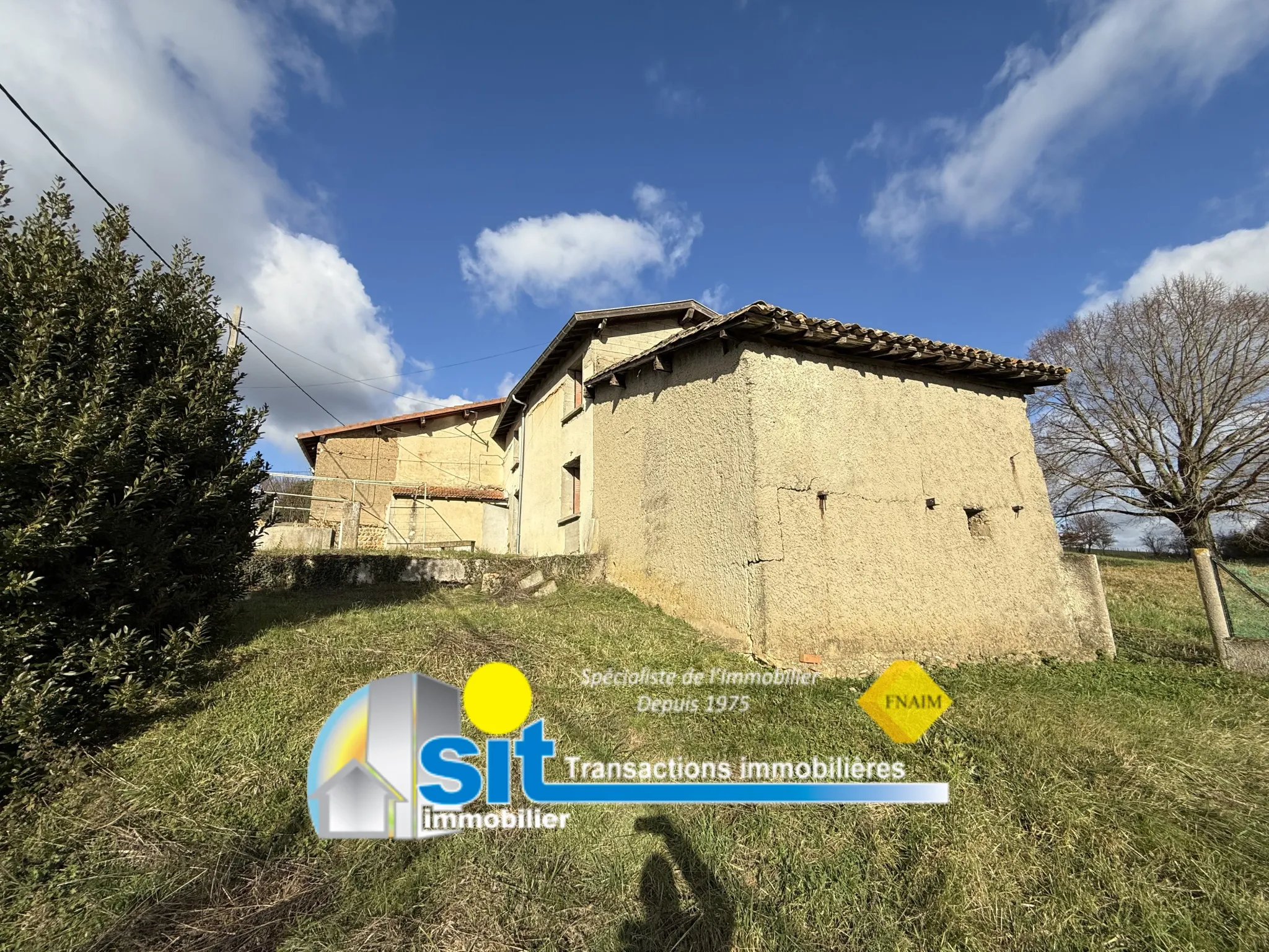 Fermette à rénover à Vernioz (38150) - 82 m² habitables 