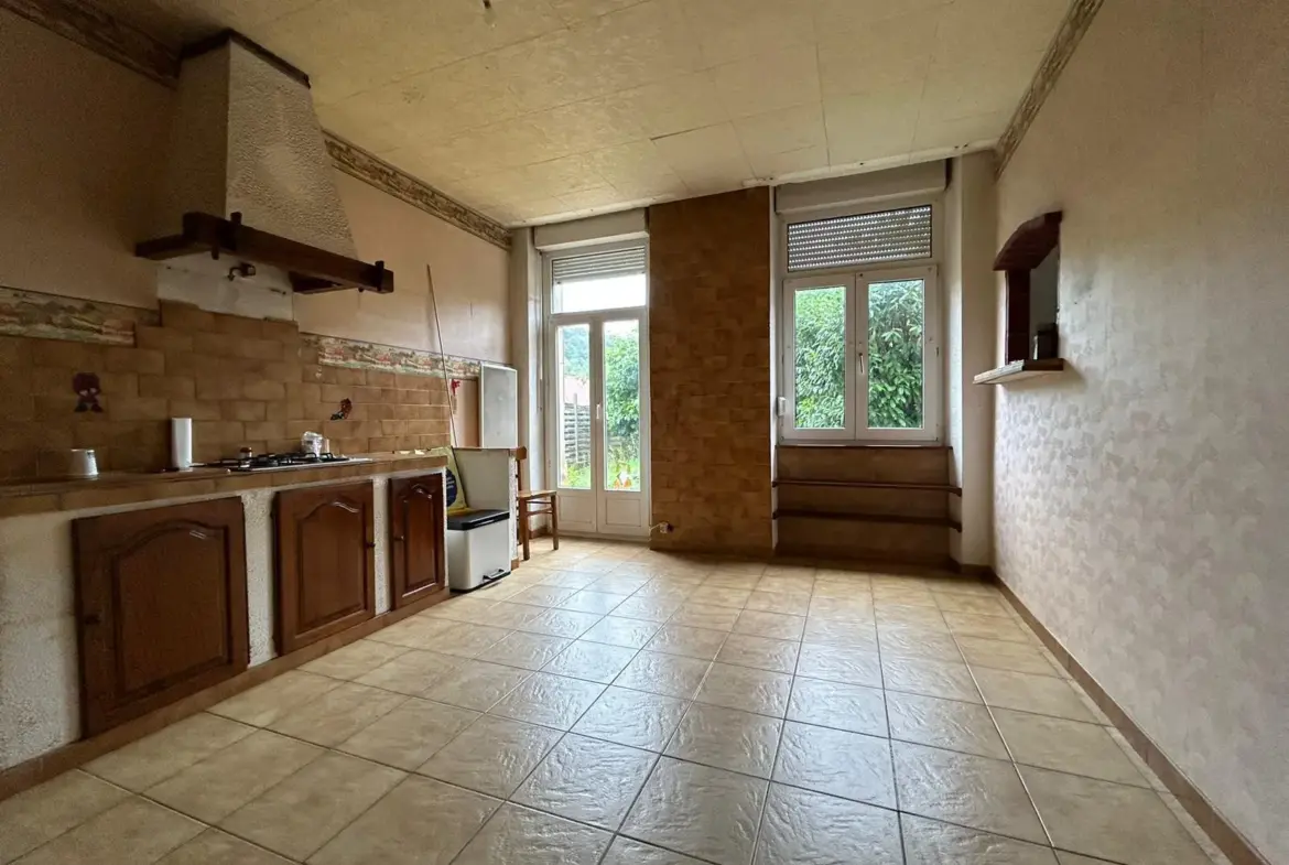 Charmant appartement à rénover de 99 m² à Béning-lès-Saint-Avold 