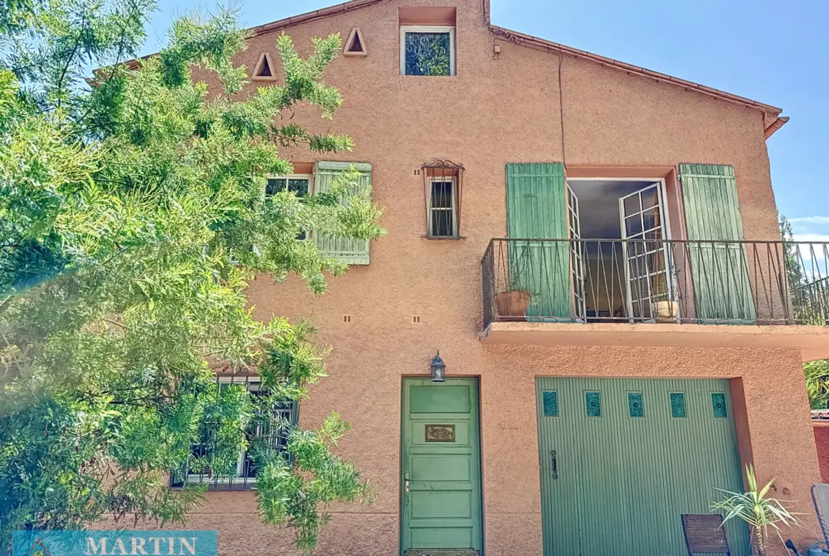 Maison à vendre à Céret – 4 Chambres et Grand Jardin 