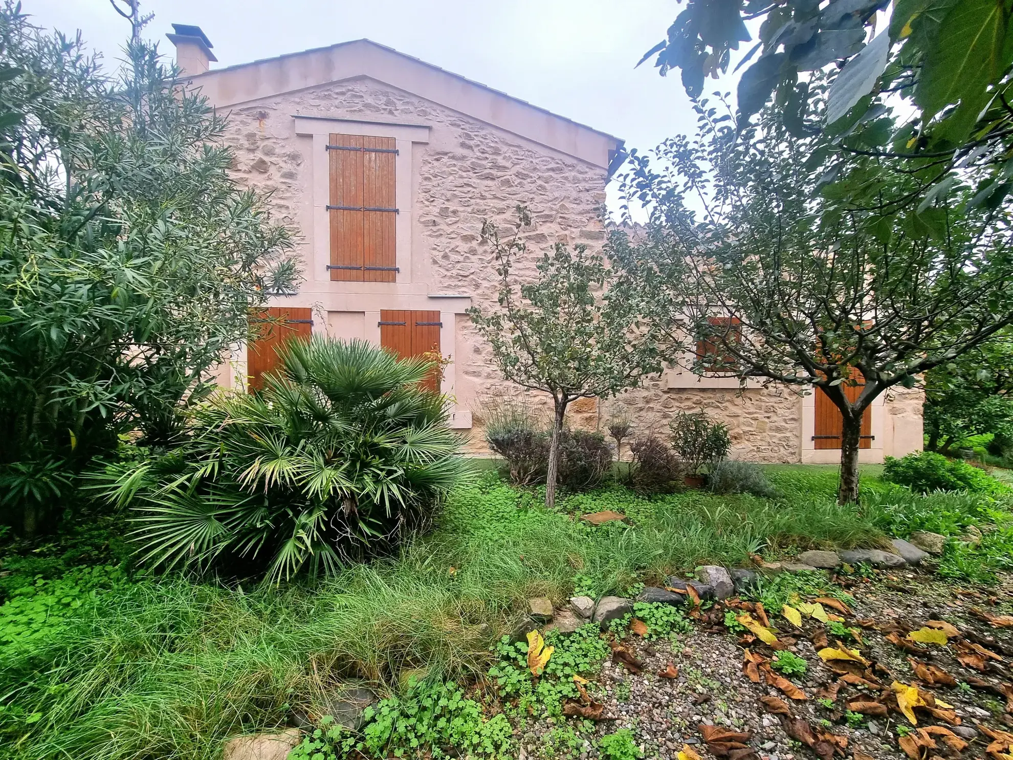 Maison de prestige avec jardin et terrasse à Bize - Minervois 