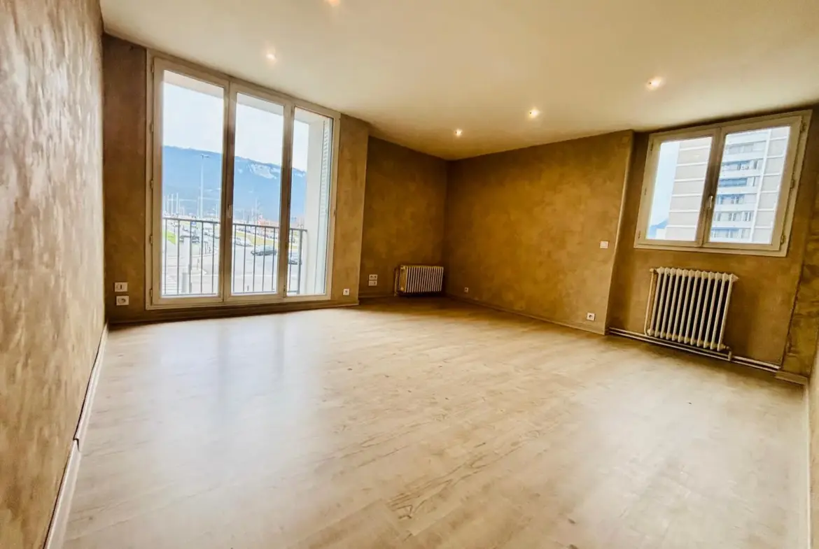 Vente Appartement T2 Rénové à Grenoble Vallier Ampère - 128 000 € 