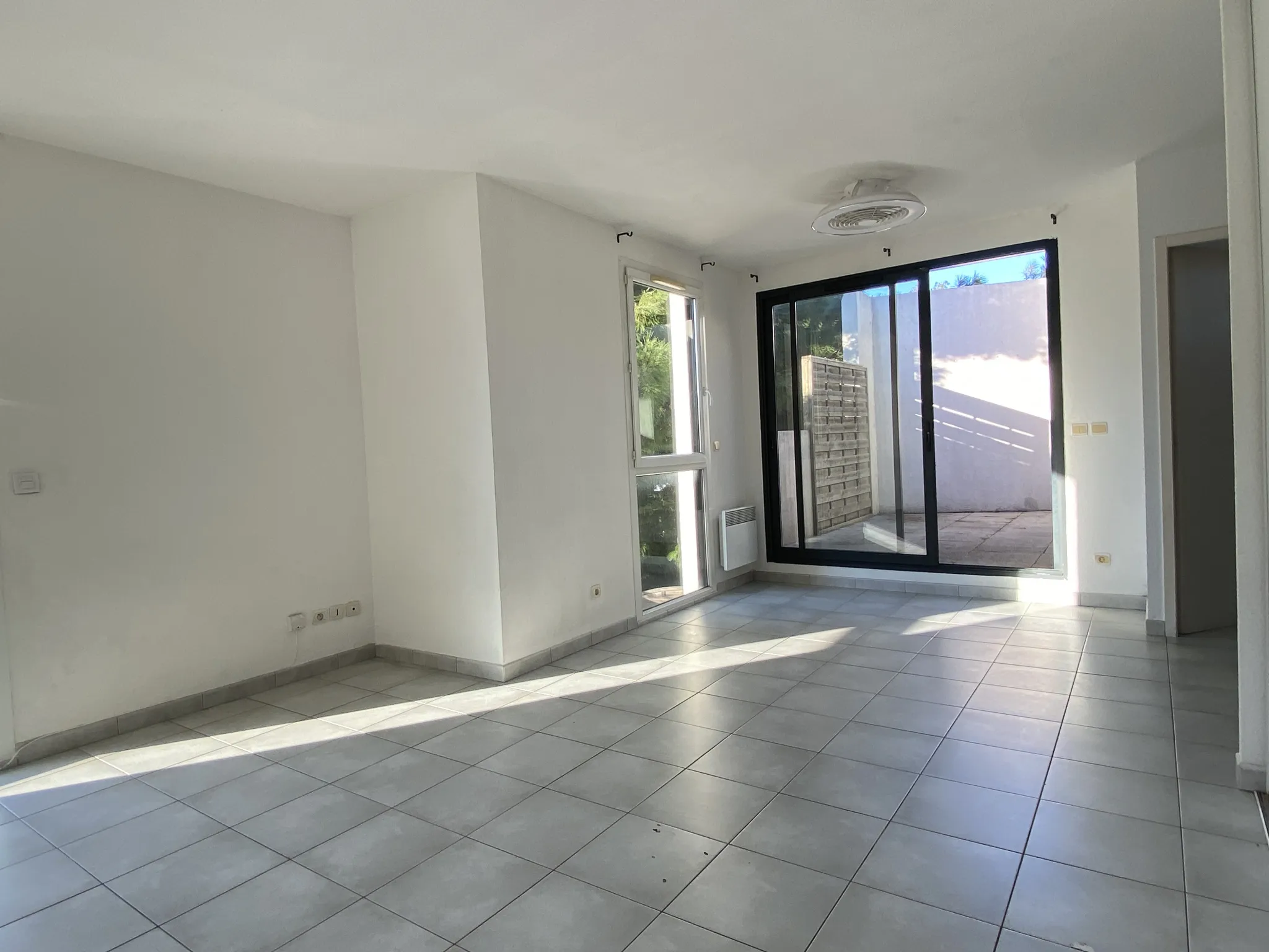 Appartement T2 avec terrasse à vendre à Perpignan Sud 