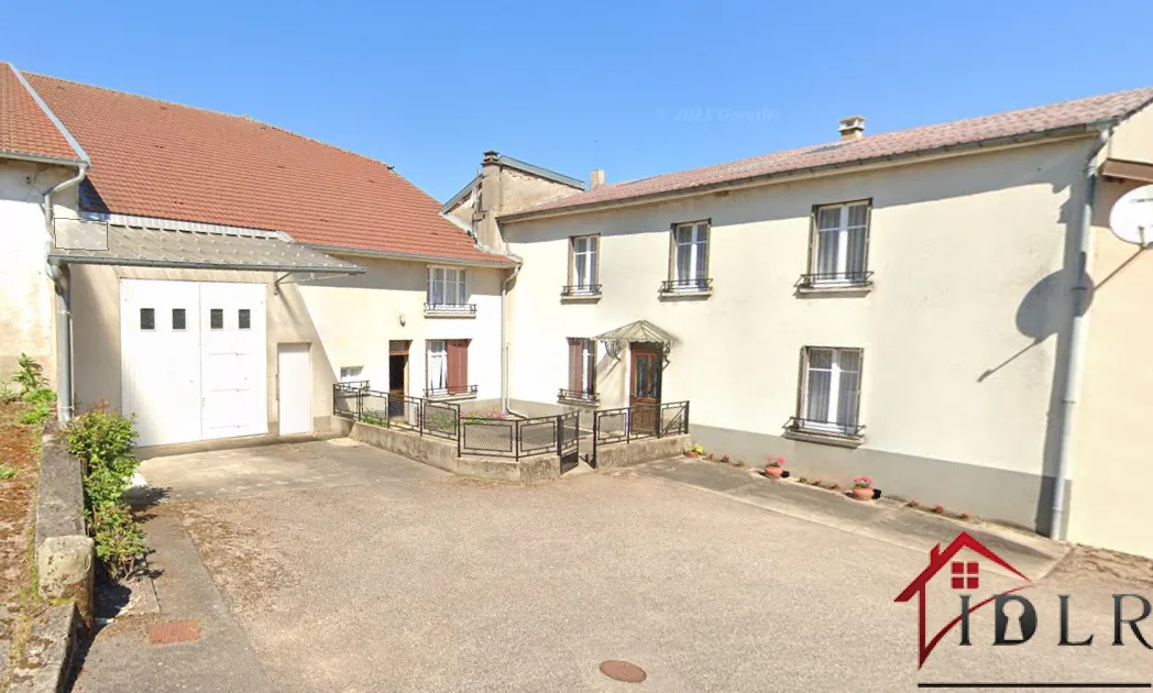 À vendre : Maison de caractère à Tollaincourt avec grand potentiel 