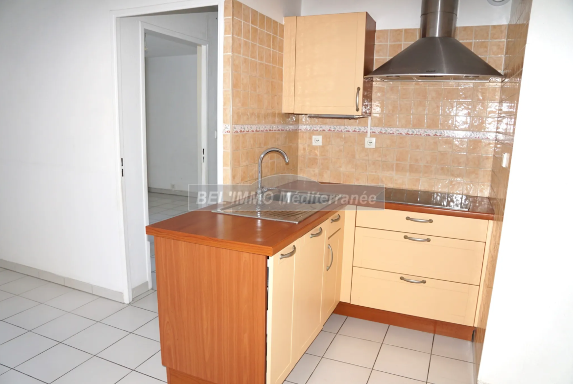 À vendre : Appartement 2 pièces au centre-ville de Cavalaire sur mer 