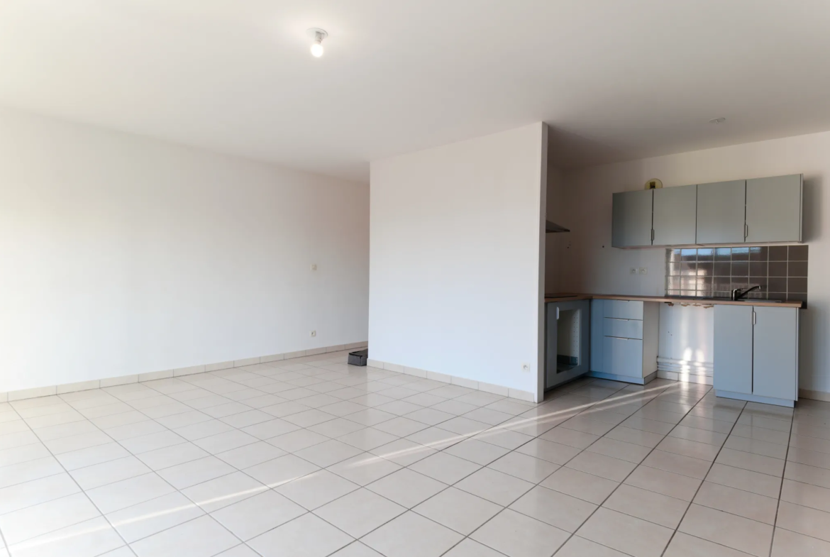 Appartement T3 avec balcon et stationnement à Douvres la Délivrande 