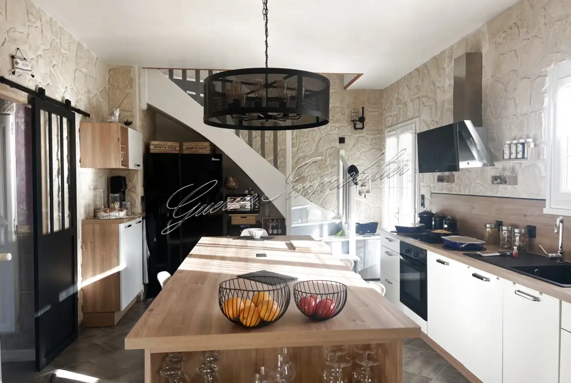 Maison familiale à vendre à Varennes-Vauzelles - 195 m² 