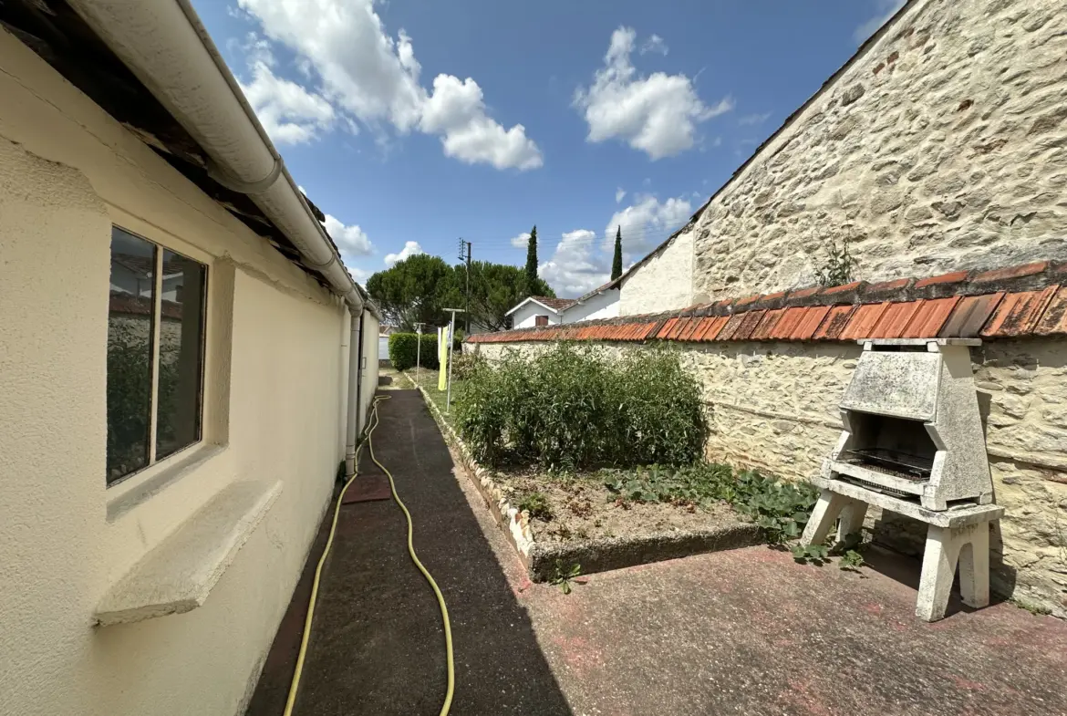Charmante Maison de Ville en Pierre avec Jardin à Villeneuve-sur-Lot 