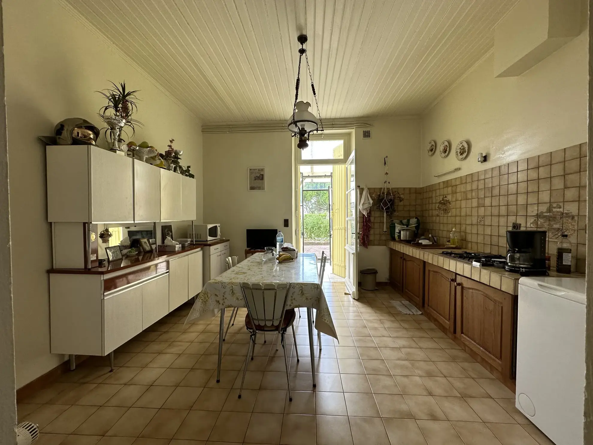 Charmante Maison de Ville en Pierre avec Jardin à Villeneuve-sur-Lot 