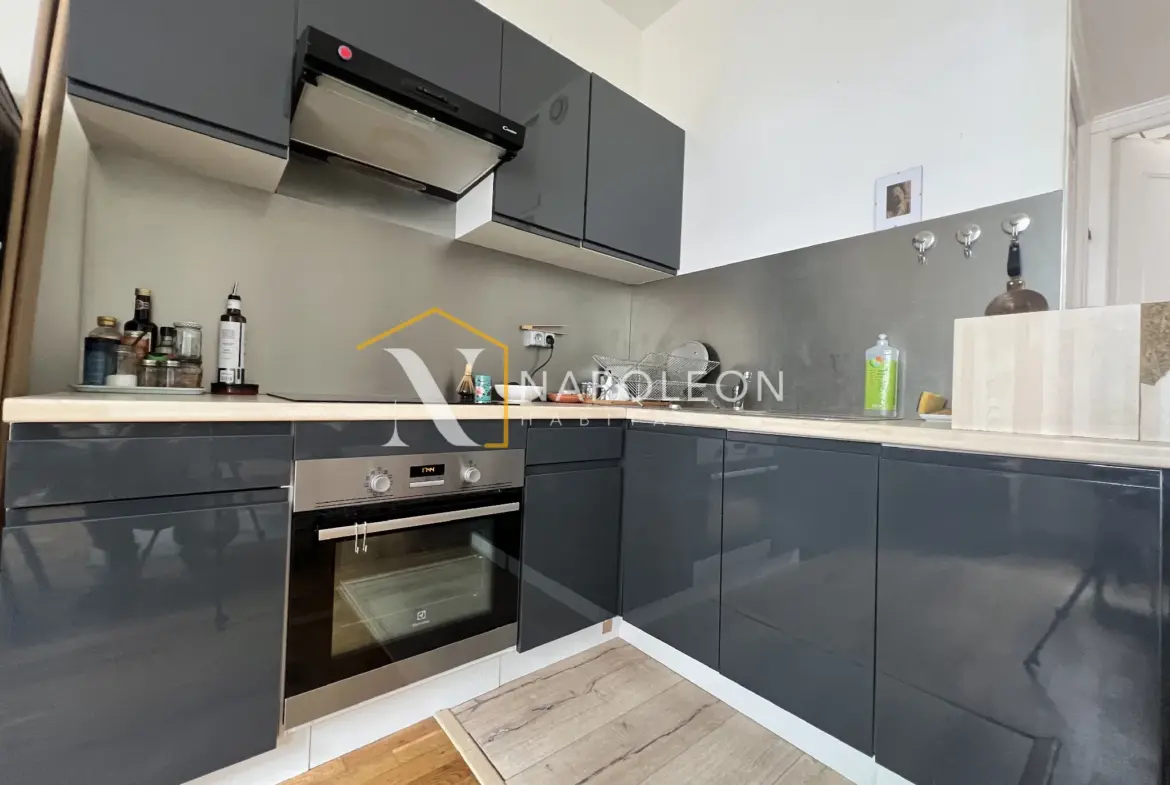 Charmant T2 à Sébastopol Gambetta, Lille - Prêt à vous accueillir ! 